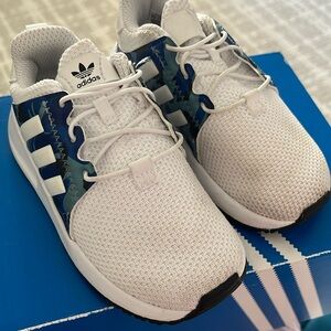 New Adidas Sneakers - Unisex